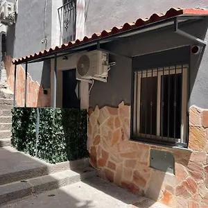 apt-lory-house.taorminaitalyhotels.com/