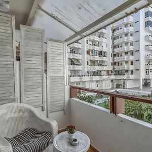 https://apartamento-con-personalidad.in-canary-islands.com